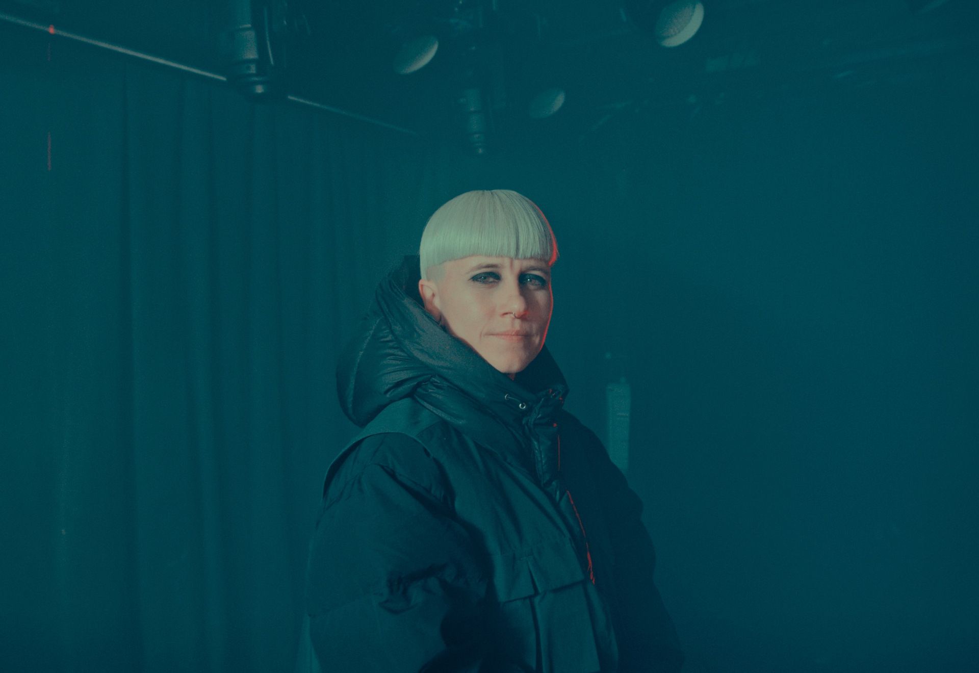 Astin: Cora Novoa b2b Volvox + Mechudo