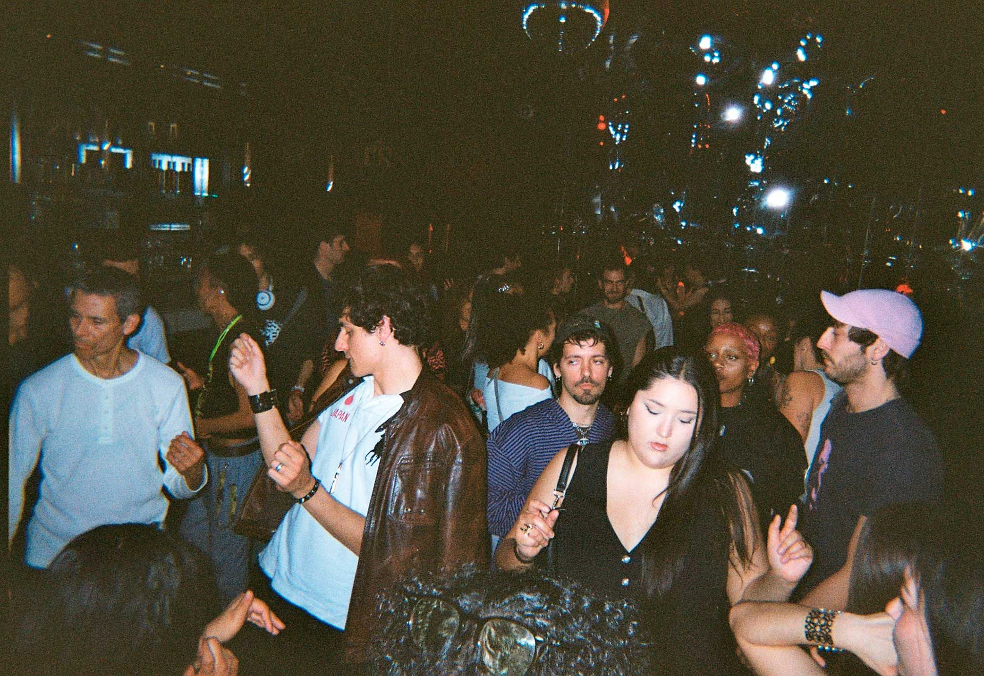 Apologia Total (End of season): Barna 187 + Mund Radio + Sin Sync + Latin Arab Club + Femnoise + COÑO!